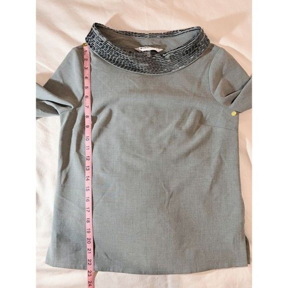 Trina Turk Women Heather Gray Embellished‎ Roll Neck Blouse | Missing Beads - Picture 9 of 10